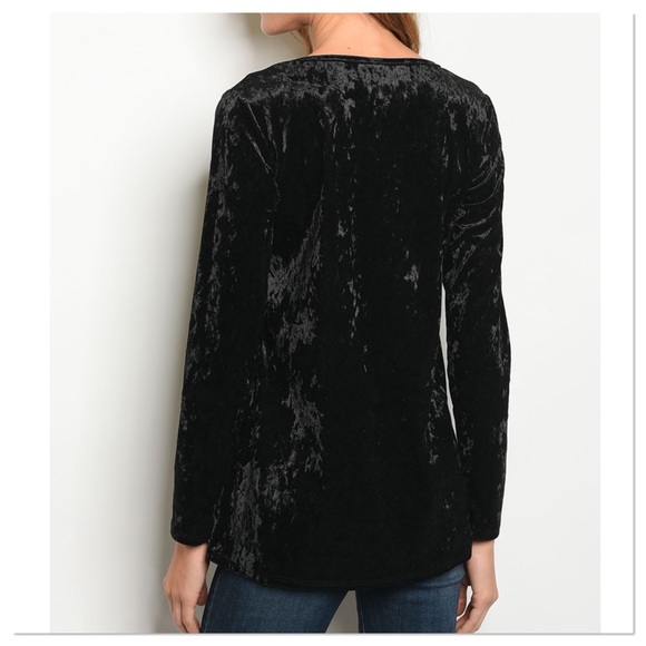 SALE! Black Velvet Knotted Top - Picture 3 of 3